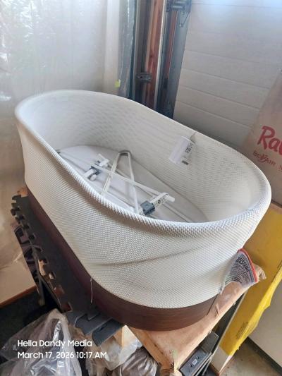 Happiest Baby Snoo Bassinet