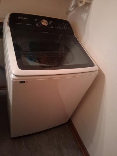 a Samsung washing machine - Thumbnail 3