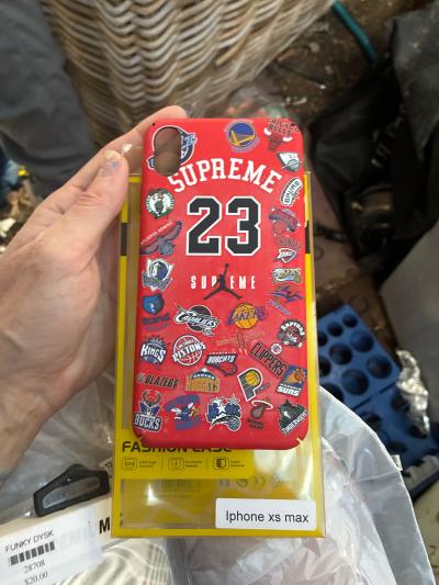 Supreme Nike IPhone cases - Thumbnail 4