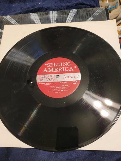 Selling America Richard devos Vinyl record - Thumbnail 2