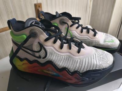Nike Zoom GT Run Mens 7 and a half - Thumbnail 7