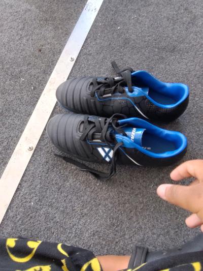 cleats read description - Thumbnail 2