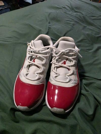 Jordans - Thumbnail 2