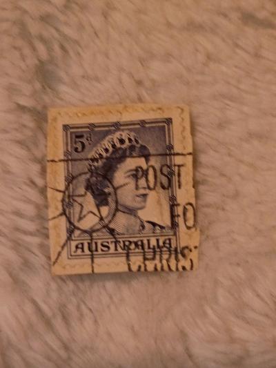 queen Elizabeth stamps - Thumbnail 2