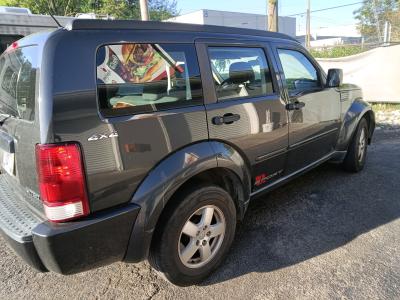 2011 Dodge Nitro - Thumbnail 2