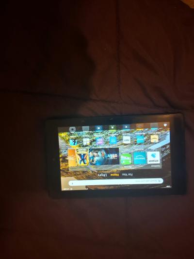 Amazon Fire Tablet  Black  Great Condition - Thumbnail 3