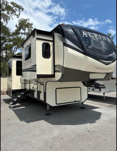 Keystone Alpine 3713KB