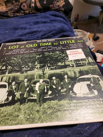 A lot of old time by little Joe vinyl record - Thumbnail 2