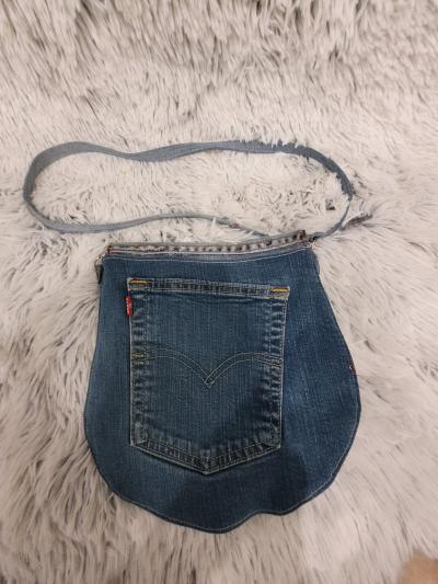 Upcycled denim crossbody bag - Thumbnail 3