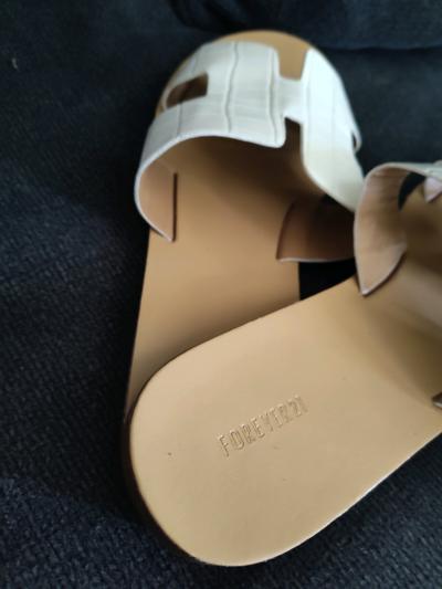 forever 21 brand new sandals never worn - Thumbnail 3