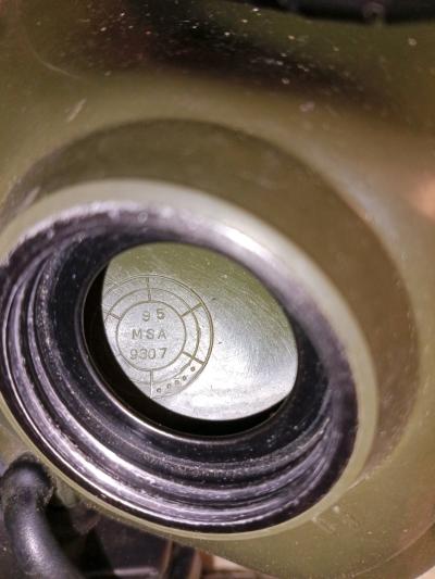 Authentic US issued M40 gas mask accessories - Thumbnail 6