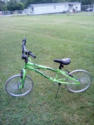 20 inch madd gear bike cycle roller - Thumbnail 3