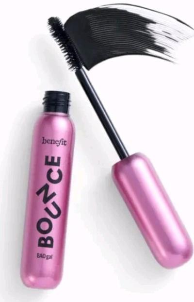 Benefit Cosmetics BADgal Bounce Volumizing Mascara - Thumbnail 2
