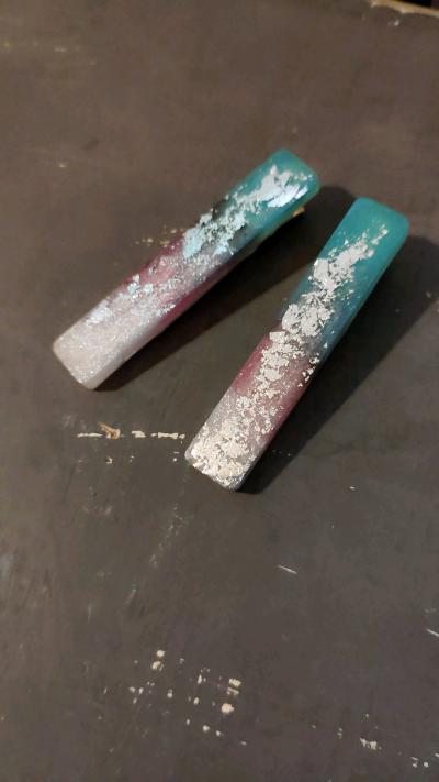 Handcrafted Resin Hairclips - Thumbnail 4