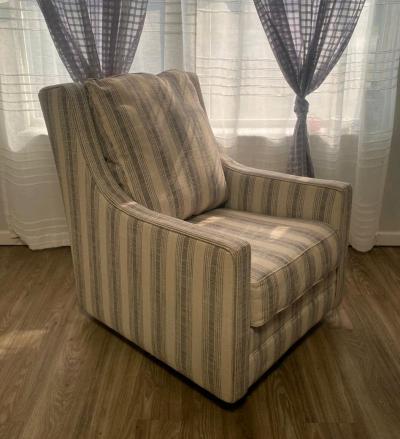 Ashley Furniture Swivel Glider Accent Chair Ivory Black - Thumbnail 3