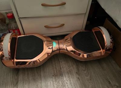 GoTrax Hoverboard - Thumbnail 2
