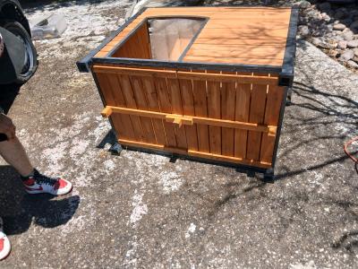 Wooden Outdoor Dog House with Metal frame - Thumbnail 4