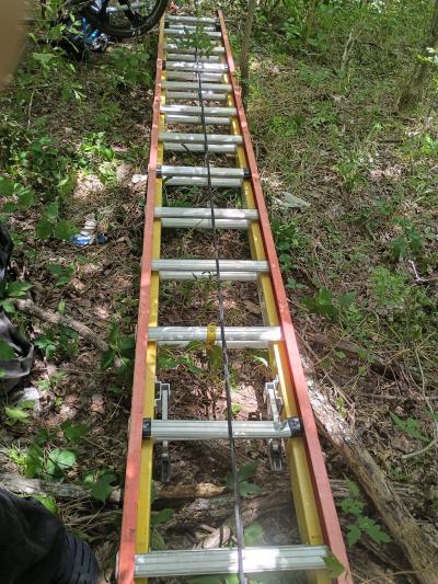 Werner GlideSafe 28 ft 300lb Fiberglass Extension Ladder