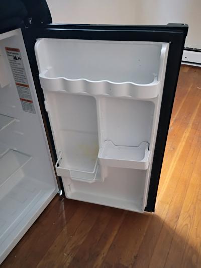 Mini fridge