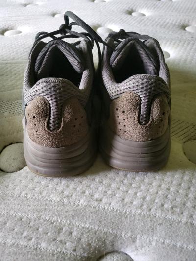 Yeezy Boost 700 Mauve 2018 - Thumbnail 3
