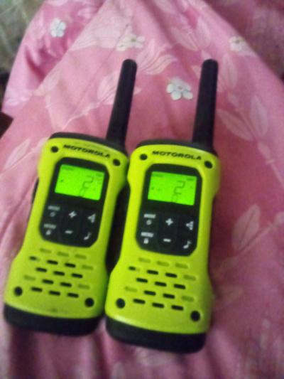 Motorola T600 waterproof Two way radio - Thumbnail 2