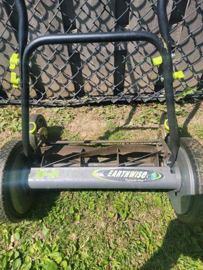 Earthwise 16inch reel lawn mower