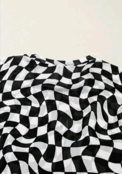 Small Black Checkered Print Crew Neck Mesh T Shirt