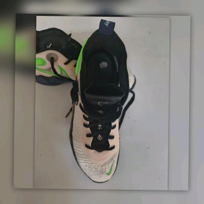 Nike Zoom GT Run Mens 7 and a half - Thumbnail 8
