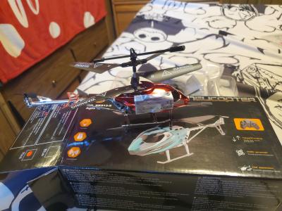RC vatos helicopter with box and instructions - Thumbnail 5