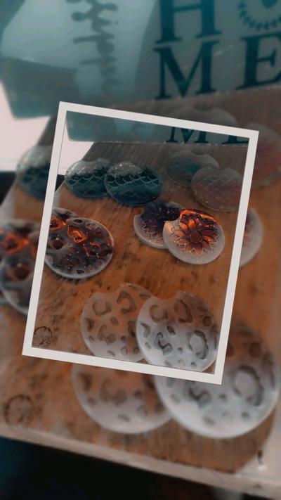 Handcrafted Resin Coasters - Thumbnail 2