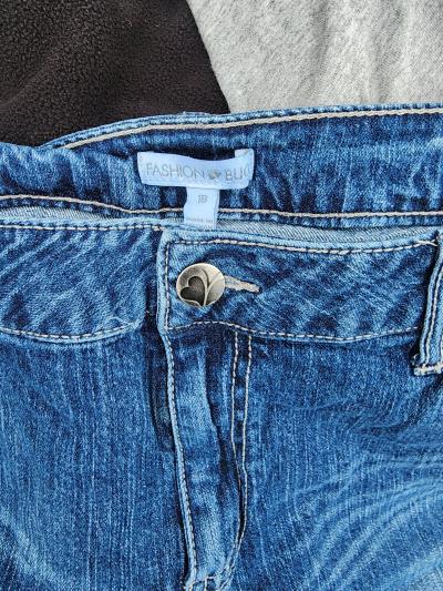 Fashion Bug Blue Jeans Size 18 Plus Size Denim Classic Rise
