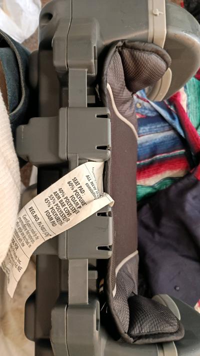 booster seat for car - Thumbnail 5