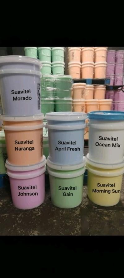 Detergent and softener dish soap in a bucket - Thumbnail 3