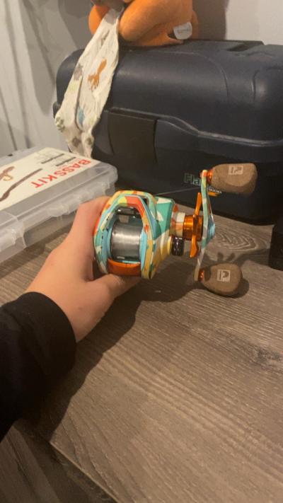 Baitcaster reel with line