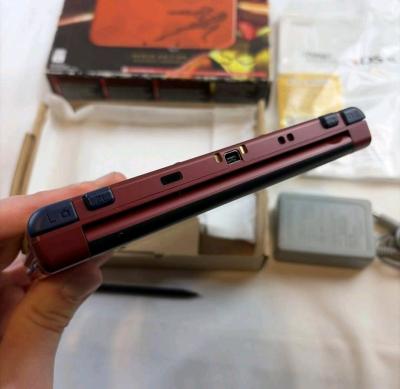 Nintendo 3ds xl - Thumbnail 3
