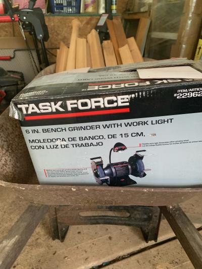 Bench grinder
