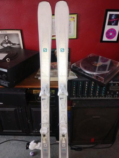 New Salomon AIRA skis and L10 bindings