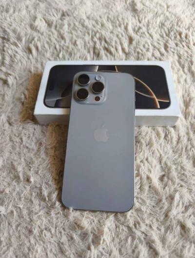 iPhone 16pro max - Thumbnail 4