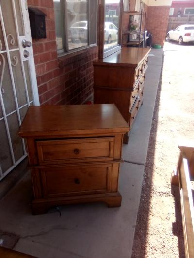 Redwood Aspen Home Collection Bedroom set nightlight plus - Thumbnail 3