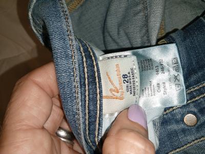 short lot size 3 and 4 in good condition - Thumbnail 2