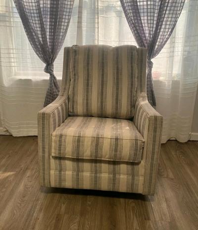 Ashley Furniture Swivel Glider Accent Chair Ivory Black - Thumbnail 6