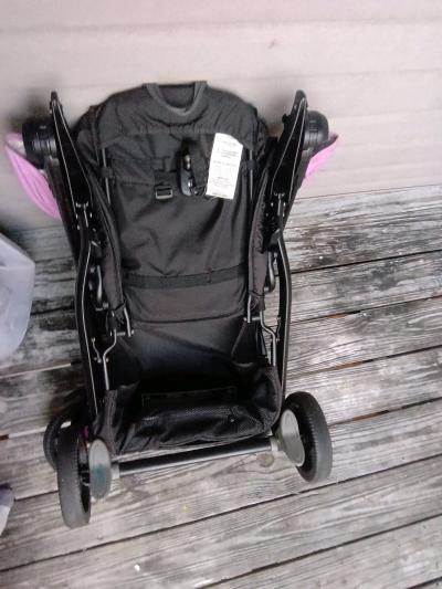 Beautiful baby girl stroller easy to fold - Thumbnail 8