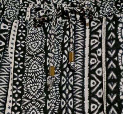 Time and Tru black and white patterned straight leg pants - Thumbnail 2