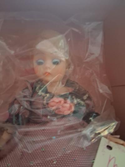 madame Alexander dolls - Thumbnail 2