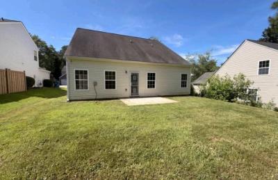 3 Bathroom 2 Bathroom House For Rent