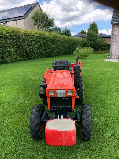 Kubota Kubota mini tractor - Thumbnail 2