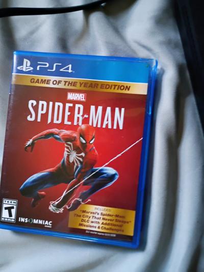 PlayStation 4 good condition used comes with chords games - Thumbnail 4