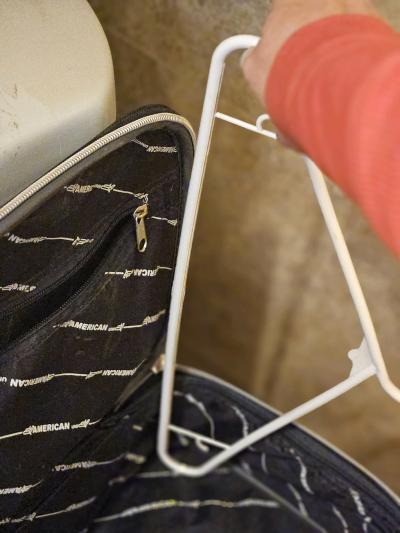 travel suitcase - Thumbnail 5