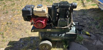 Rolair Air Compressor with Honda GX240 Engine
