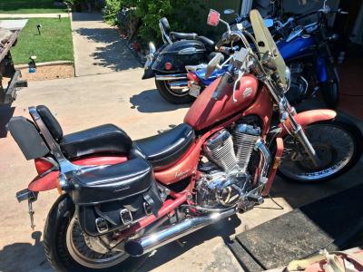 motorcycles and various travel bags - Thumbnail 8